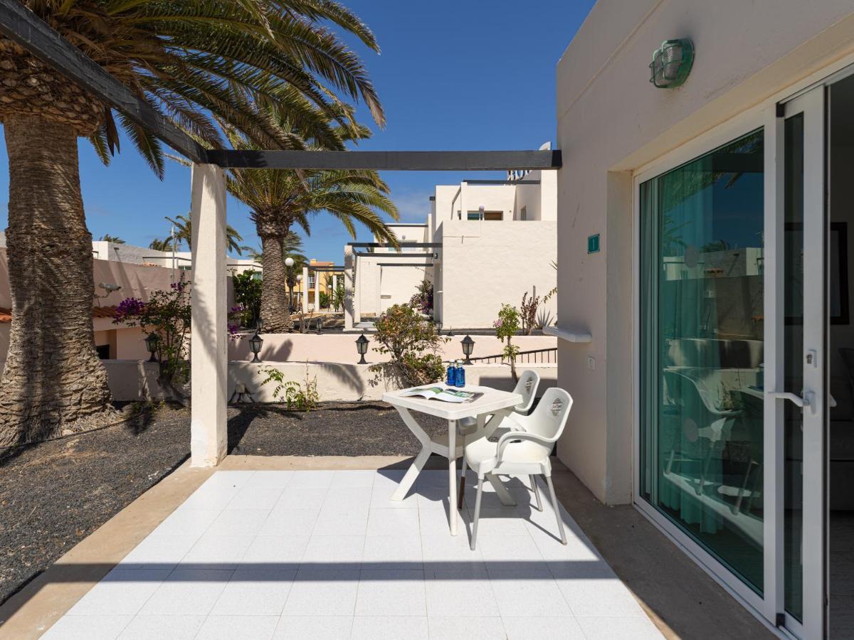 Homeforguest Apartamento Con Terraza Y Piscina En Corralejo Esterno foto