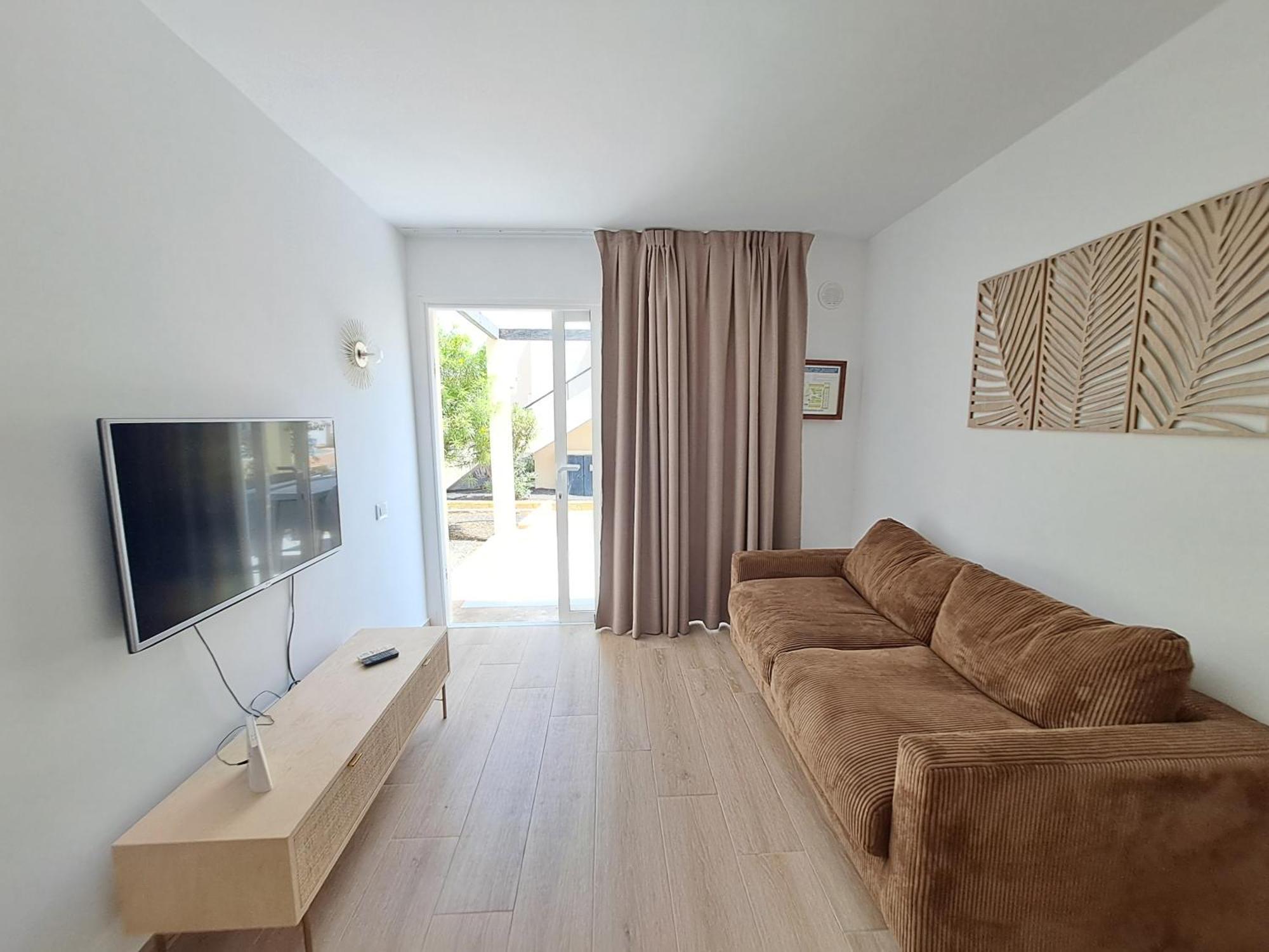 Homeforguest Apartamento Con Terraza Y Piscina En Corralejo Esterno foto