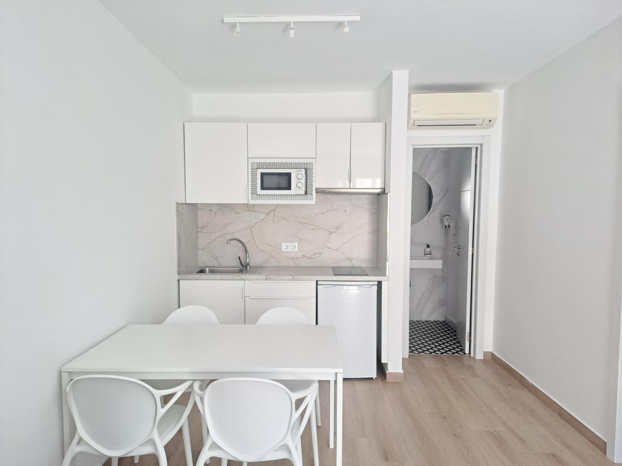 Homeforguest Apartamento Con Terraza Y Piscina En Corralejo Esterno foto